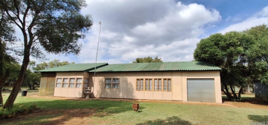 4 Bedroom Property for Sale in Swartruggens North West